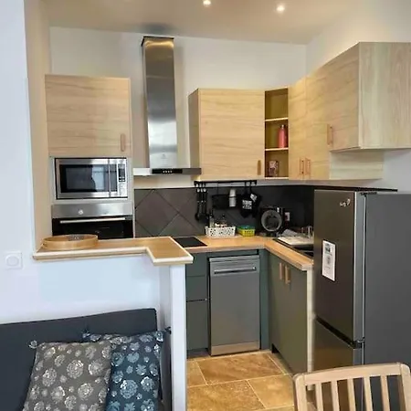Apartment De Charme Centre-ville, Parking Halle *